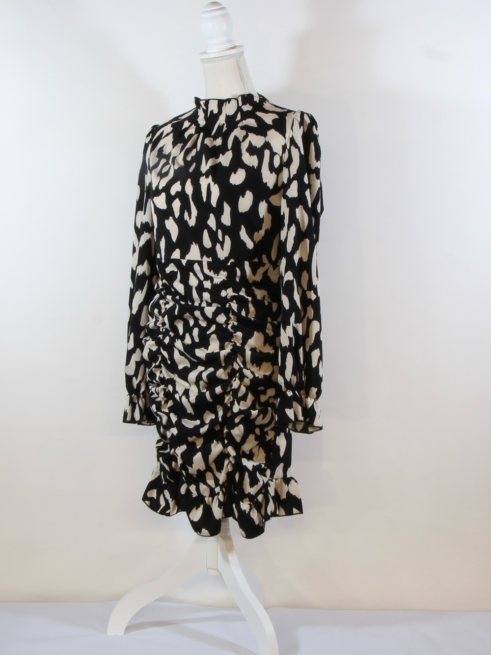 SHEIN Black and Cream Animal-Print Long Sleeve Ruched Dress - Picture 2 of 6
